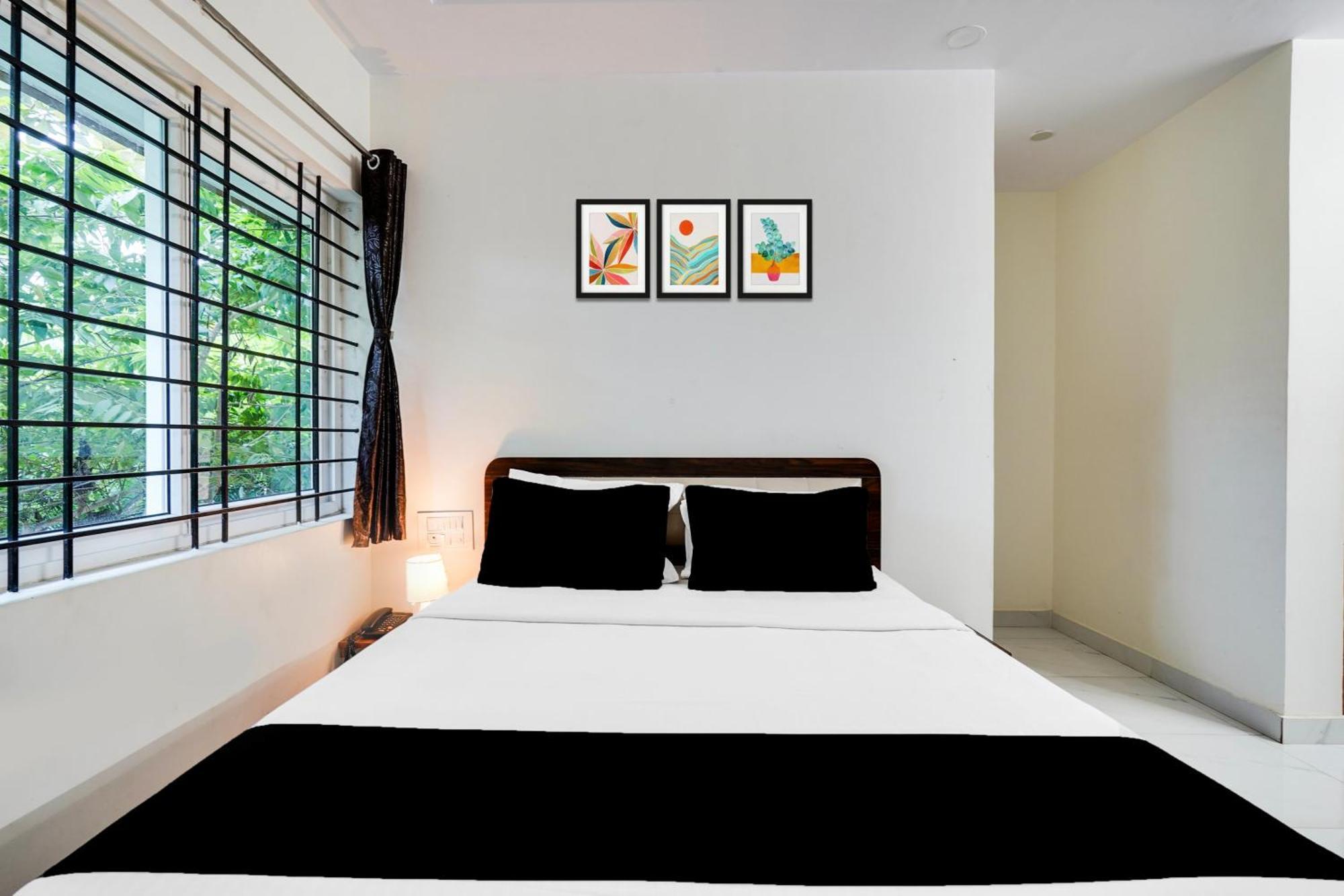 Townhouse Bidadi Formerly Royal Garuda Exterior foto
