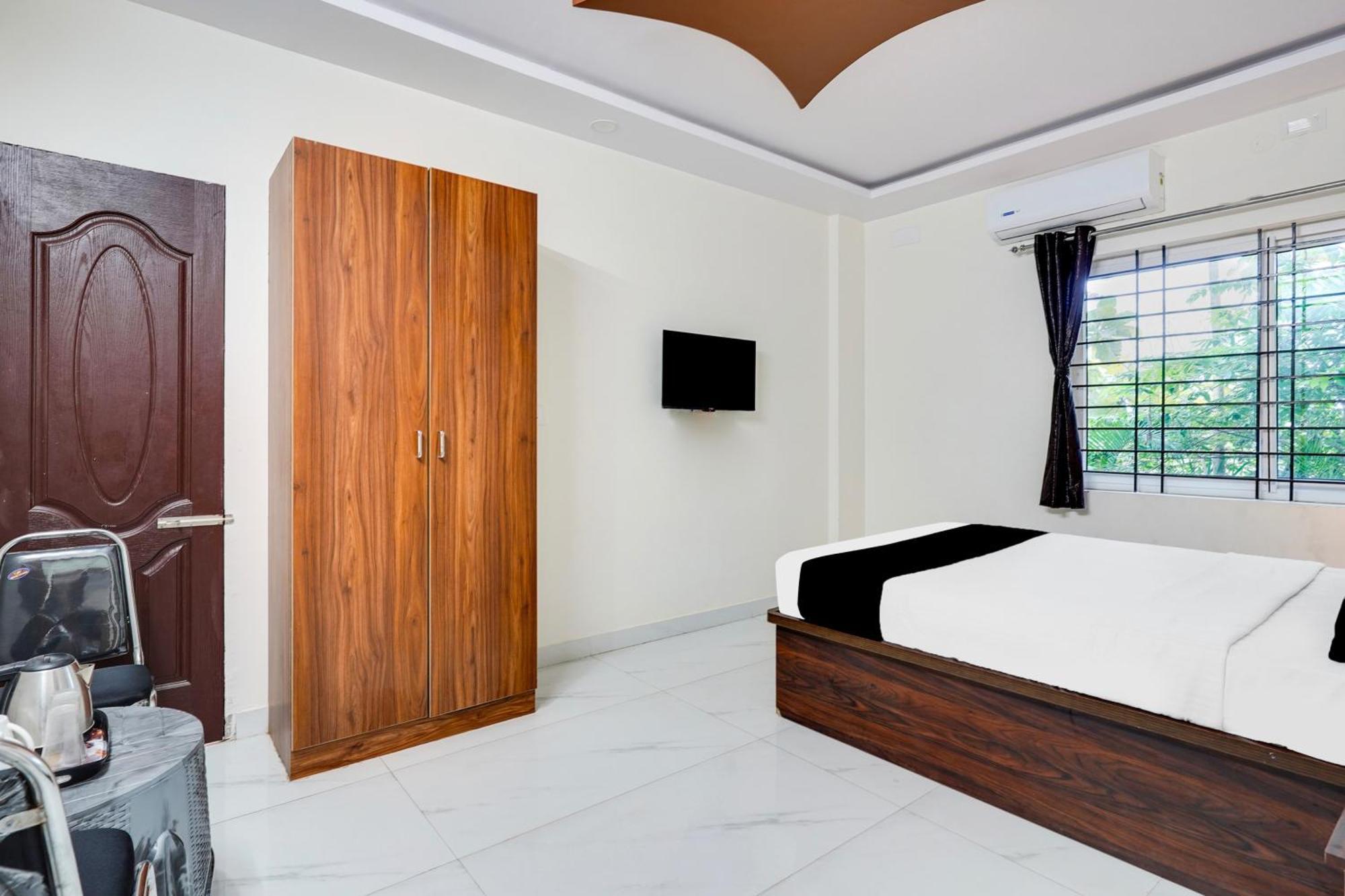 Townhouse Bidadi Formerly Royal Garuda Exterior foto